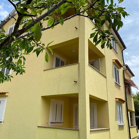 באסקה Apartments Luni מראה חיצוני תמונה