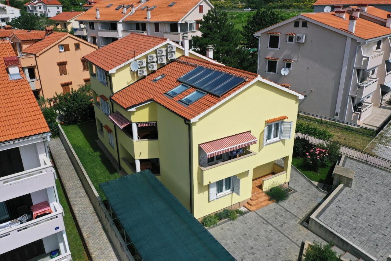 באסקה Apartments Luni מראה חיצוני תמונה