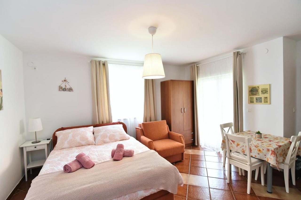 באסקה Apartments Luni מראה חיצוני תמונה
