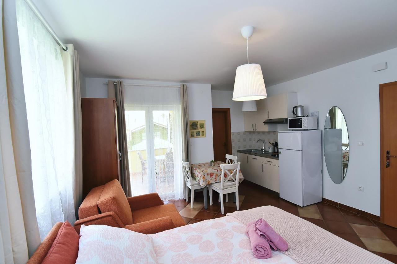 באסקה Apartments Luni מראה חיצוני תמונה
