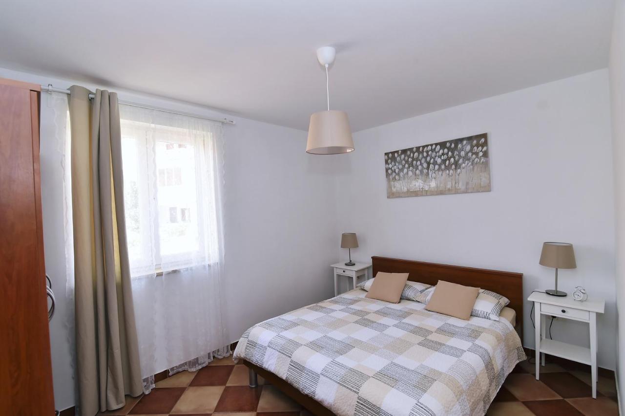 באסקה Apartments Luni מראה חיצוני תמונה