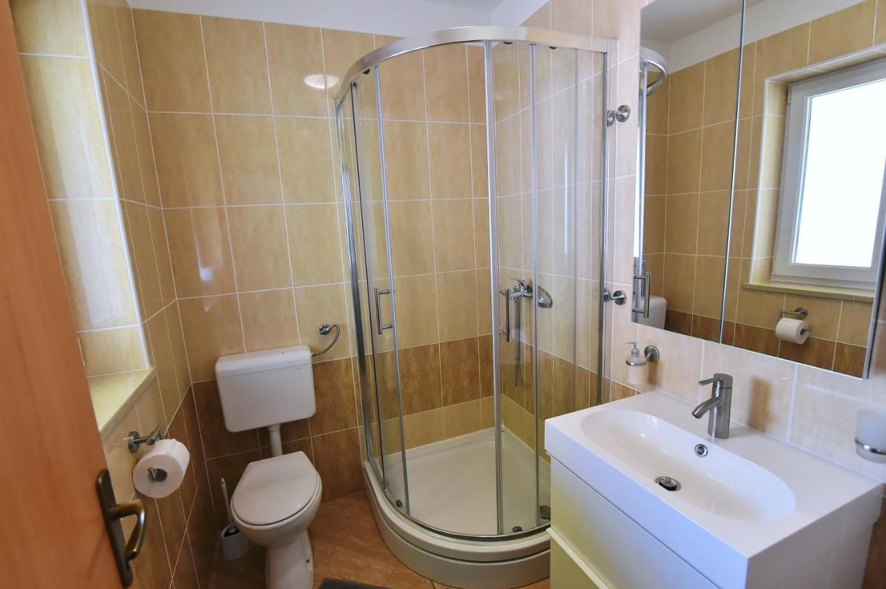 באסקה Apartments Luni מראה חיצוני תמונה
